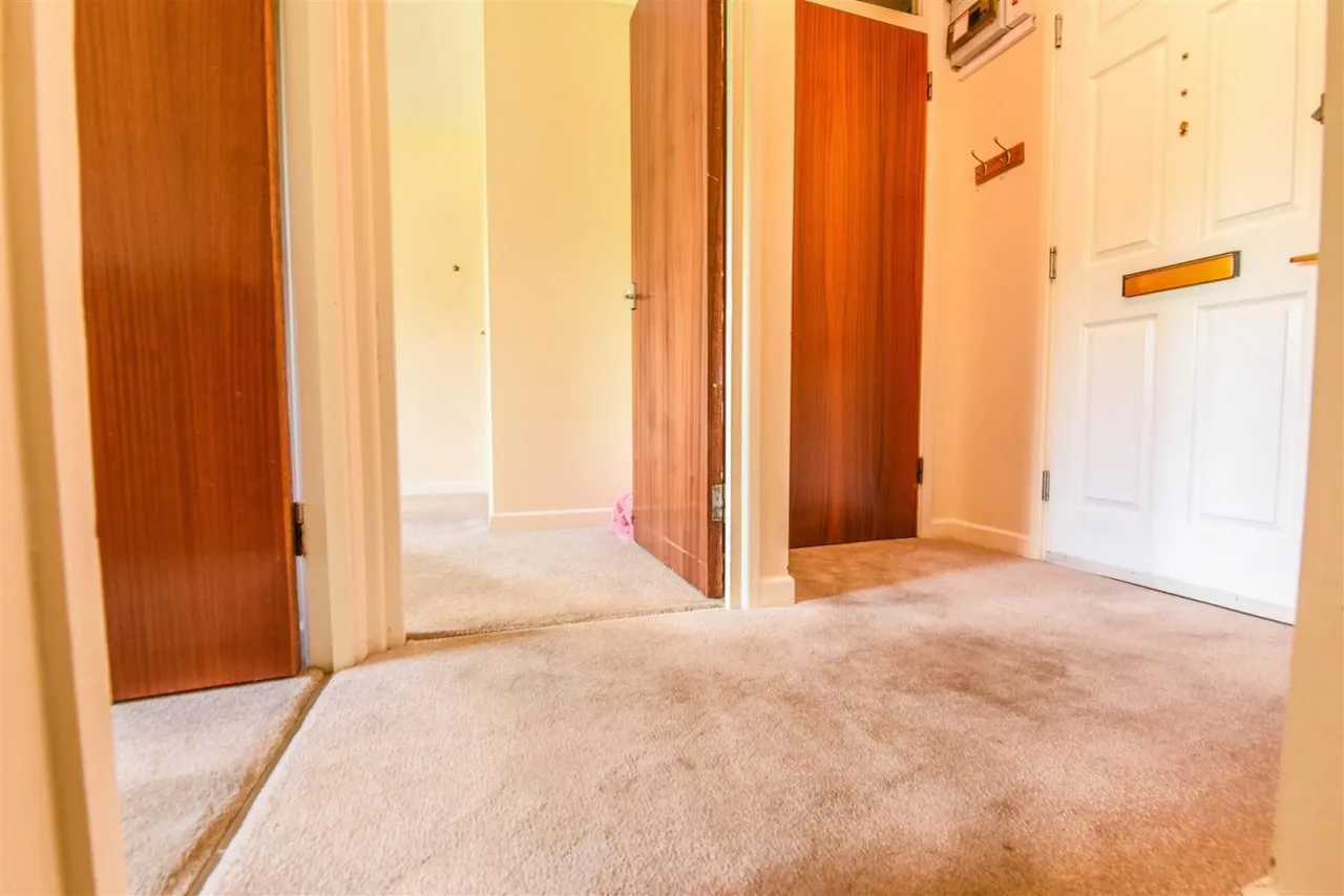 Champions Court, Dursley, GL11, photo 8
