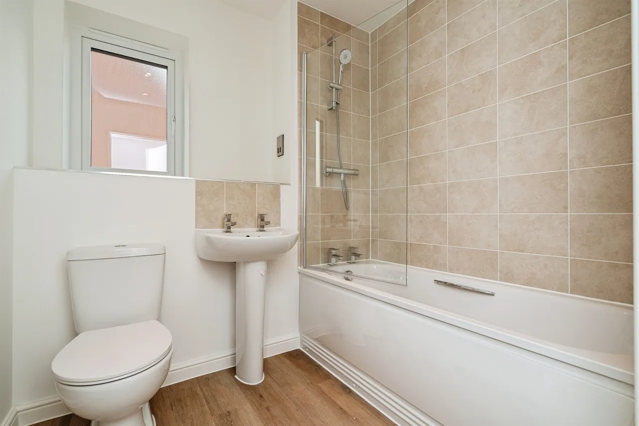 Copper Close, Bradwell, NR31, photo 11