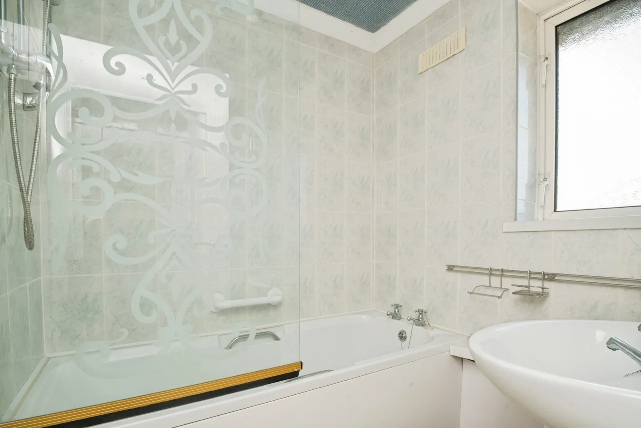 Graig Wood Close, Newport, NP20, photo 14