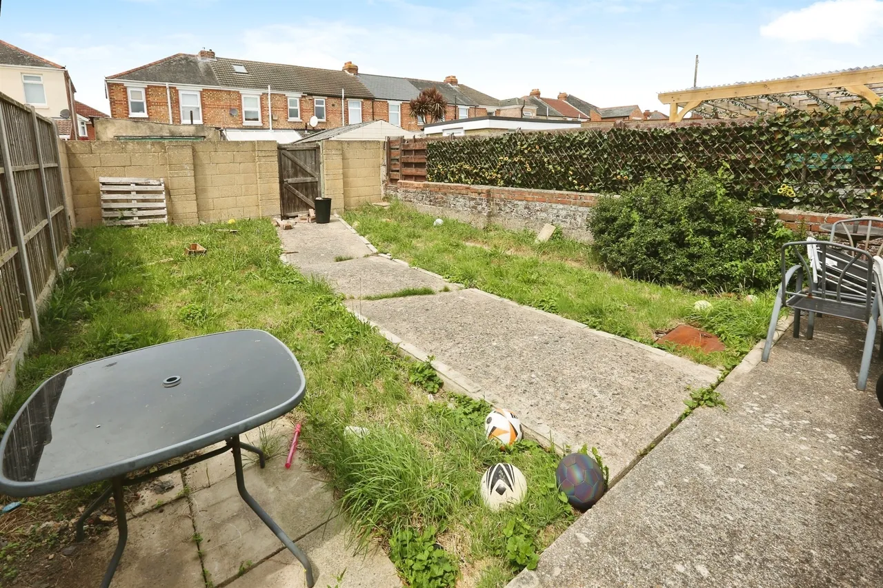 Albemarle Avenue, Gosport, PO12, photo 15