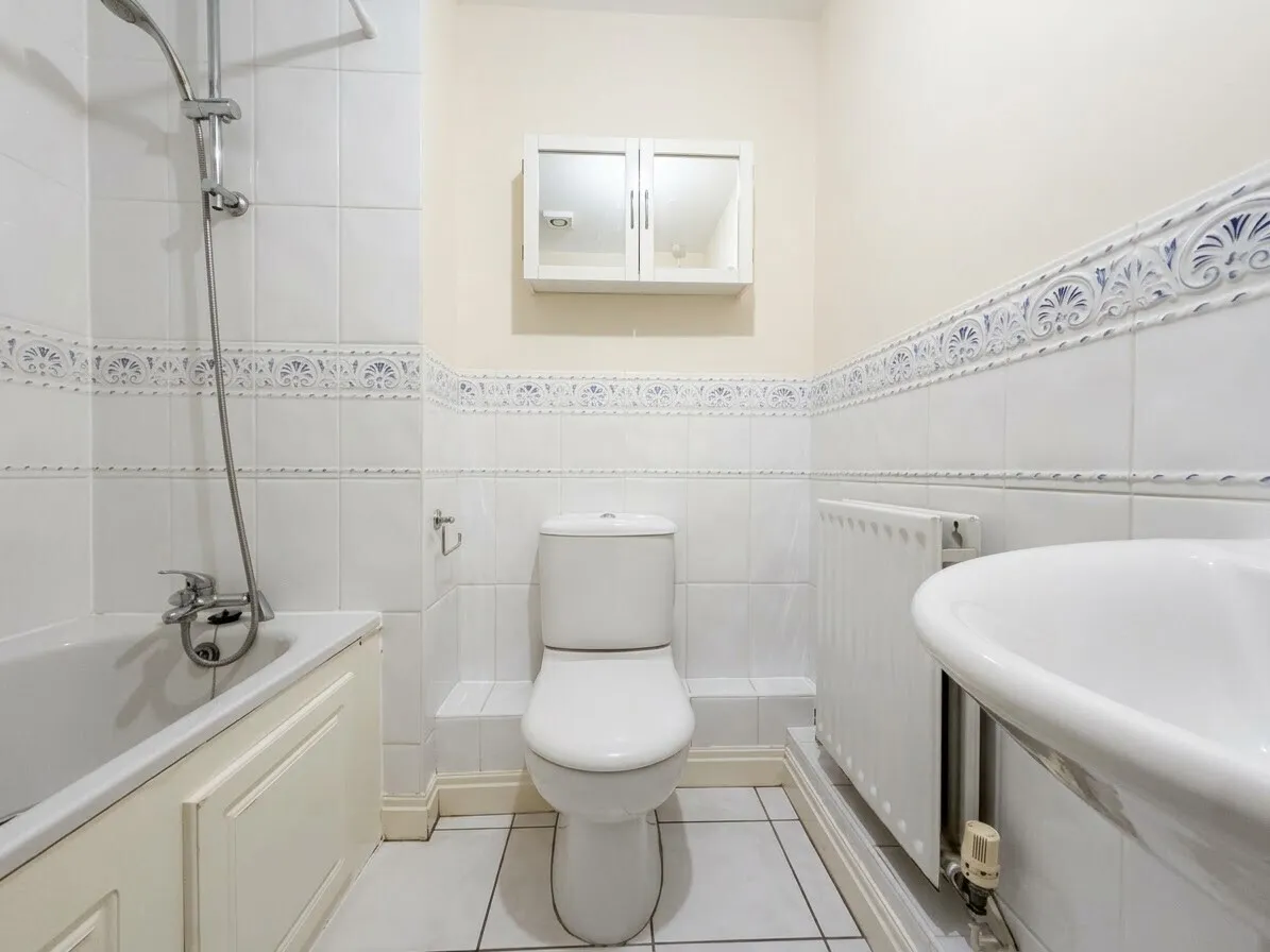 Marshall Court, Banister Park, SO15, photo 11