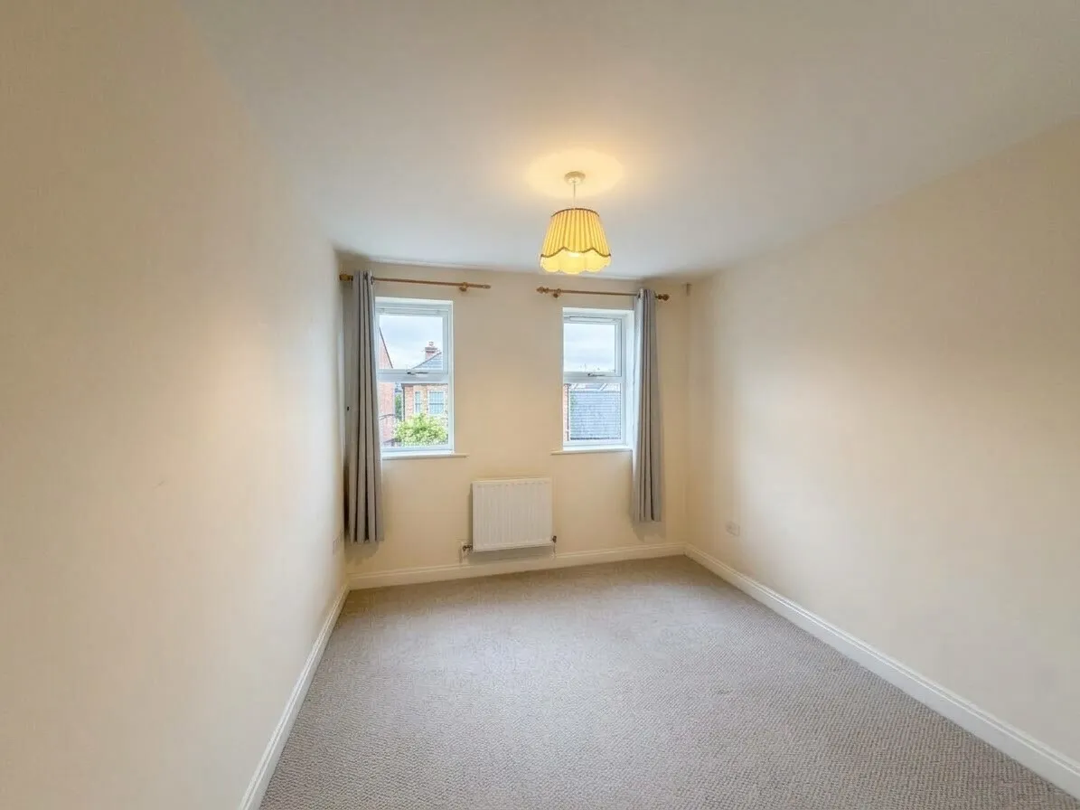 Marshall Court, Banister Park, SO15, photo 9