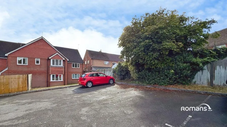 Kingsclere Road, Basingstoke, RG21, photo 10