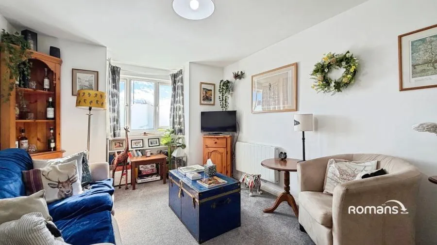 Kingsclere Road, Basingstoke, RG21, photo 3