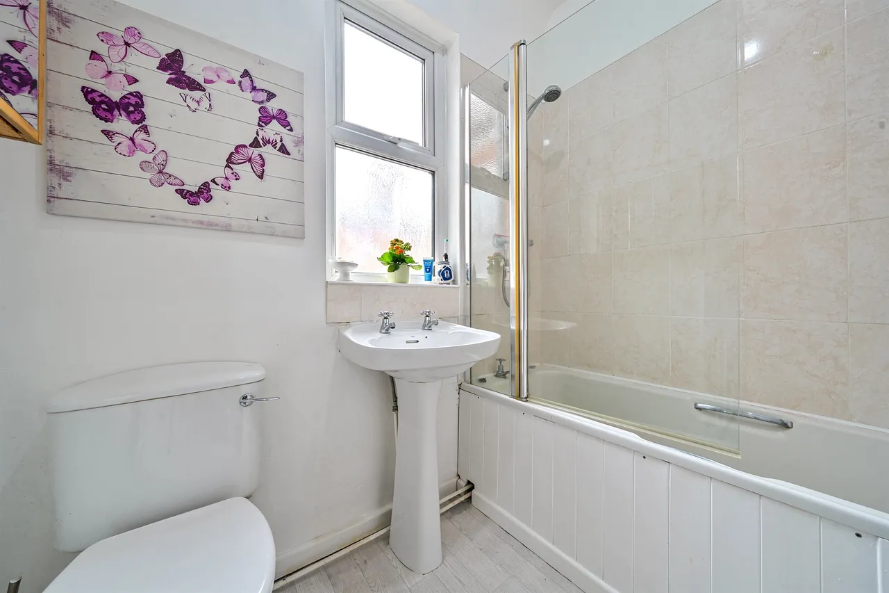 Oval Road, Birmingham, B24, photo 13