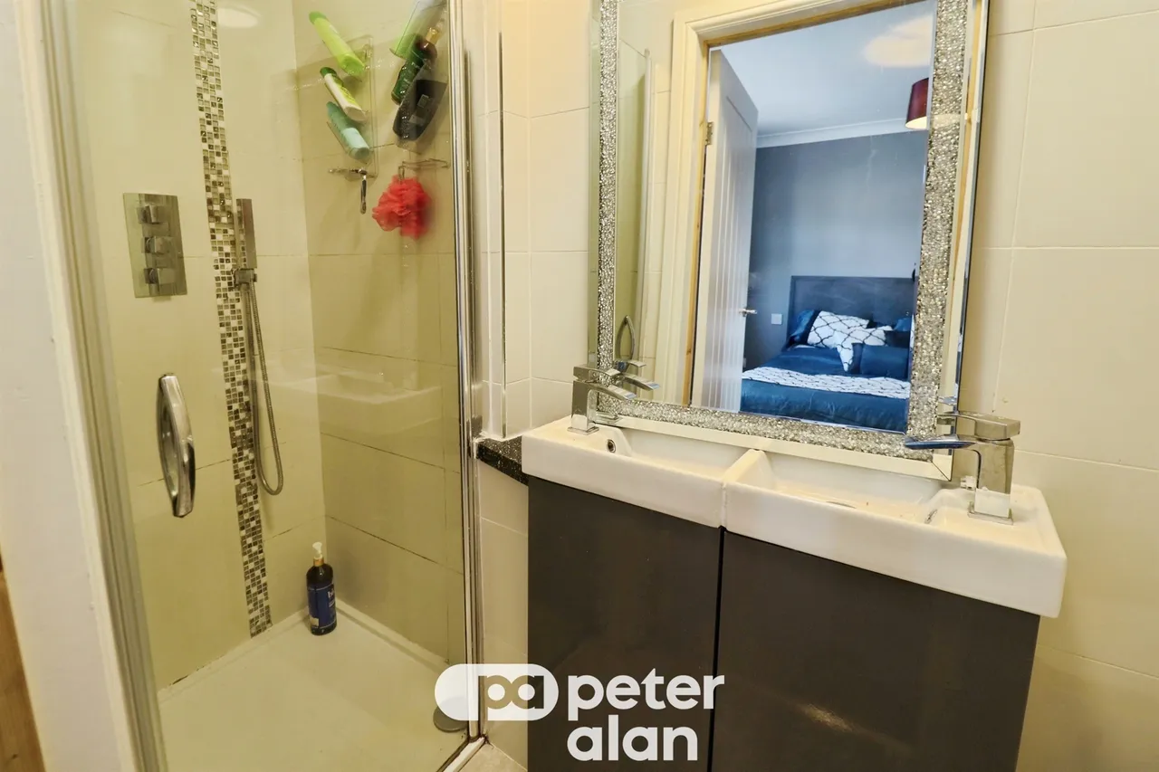 Angle Place, Cardiff, CF14, photo 19