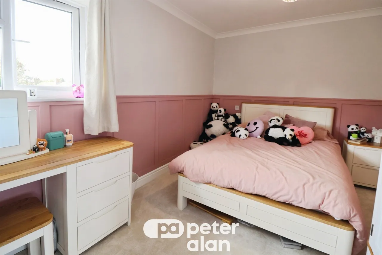 Angle Place, Cardiff, CF14, photo 16