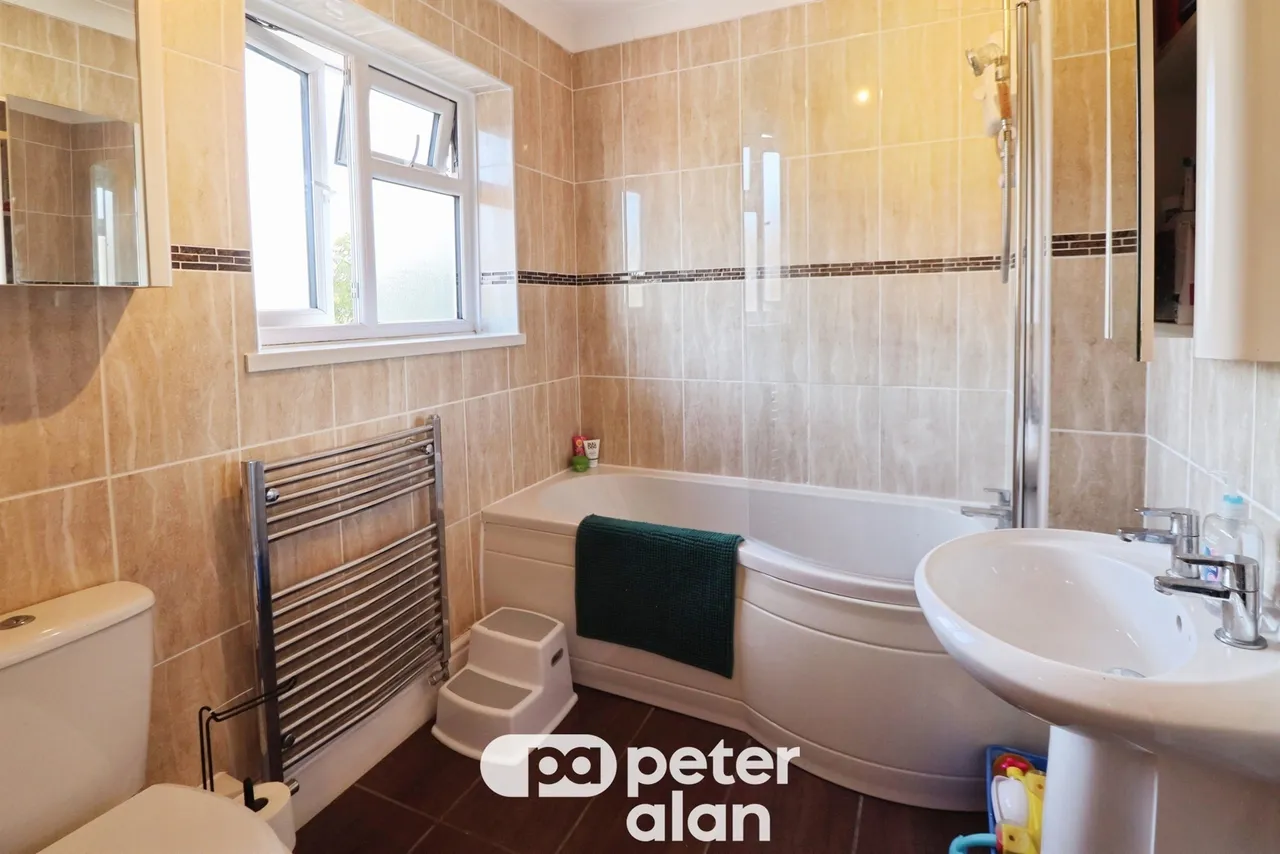 Angle Place, Cardiff, CF14, photo 18