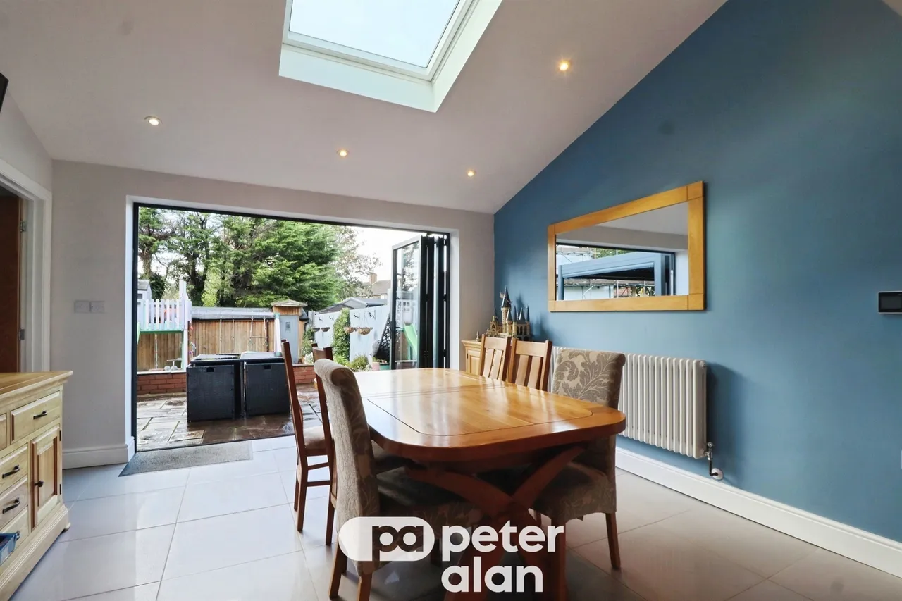Angle Place, Cardiff, CF14, photo 4