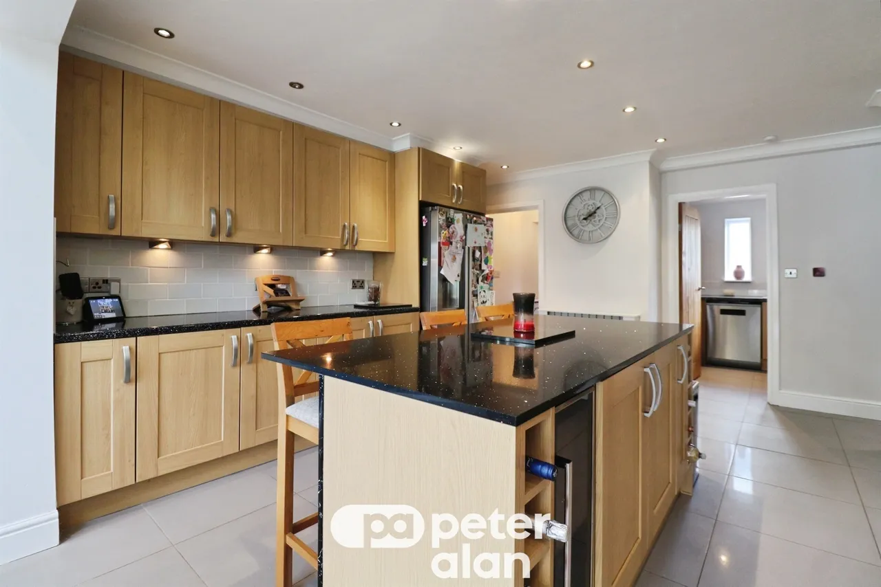 Angle Place, Cardiff, CF14, photo 5