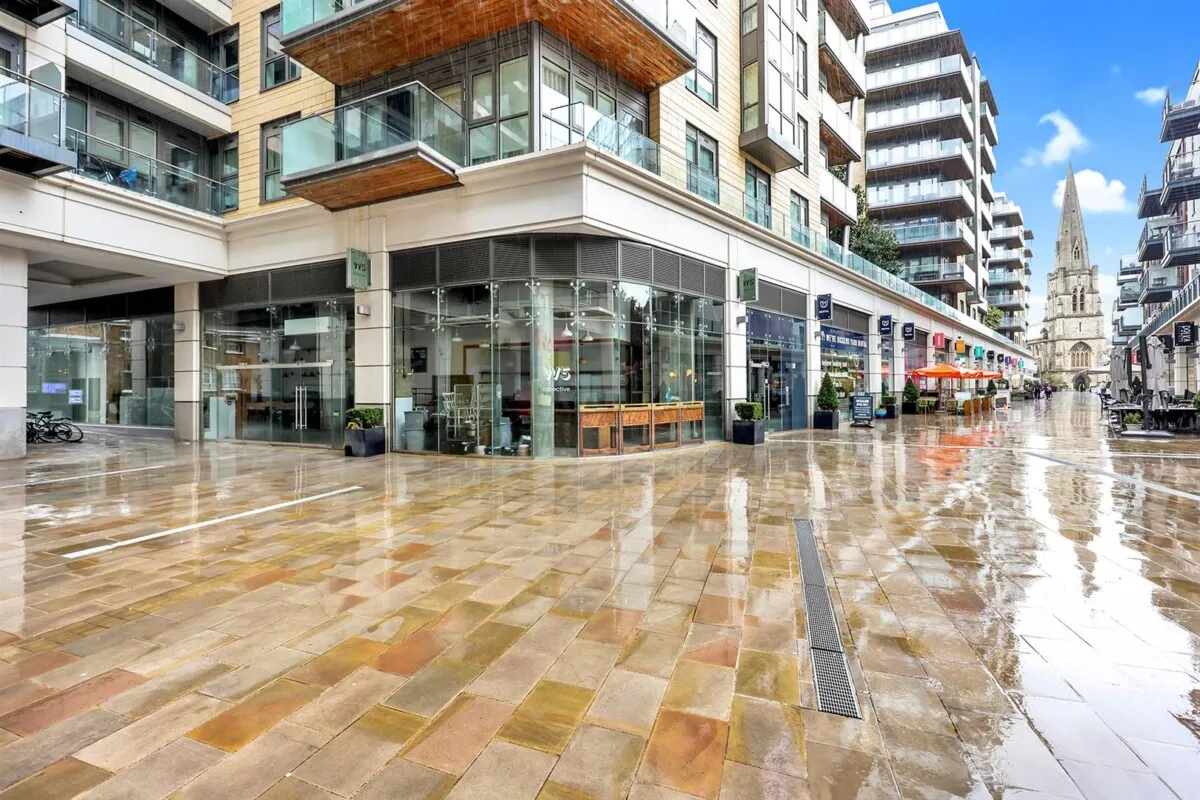 Longfield Avenue, Dickens Yard, W5, photo 12
