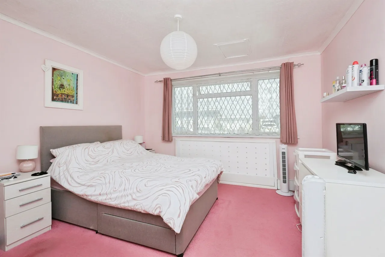 The Square, Pevensey Bay, BN24, photo 9
