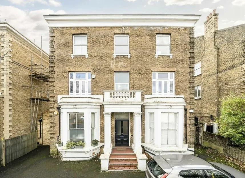 3 bed flat to rent — Thurlow Park Road, West Dulwich, SE21