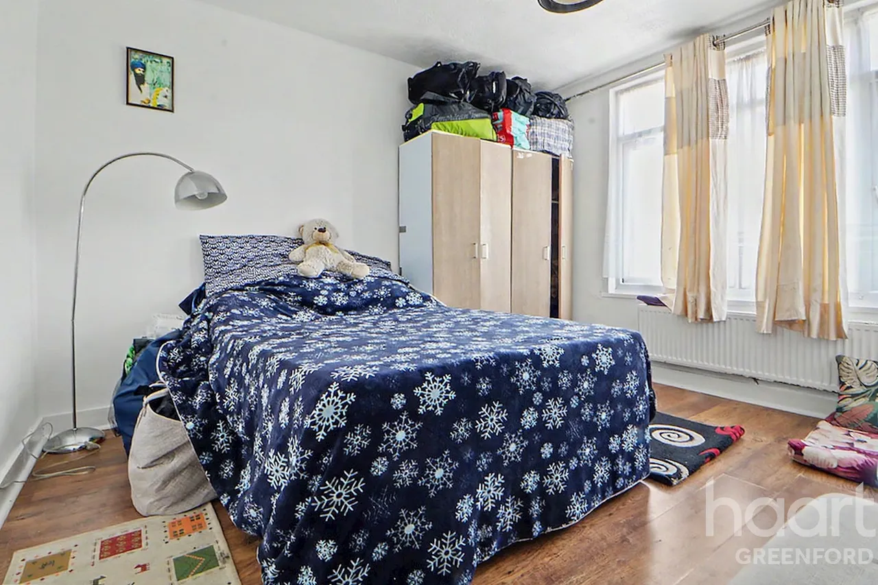 Kings Avenue, Greenford, UB6, photo 7
