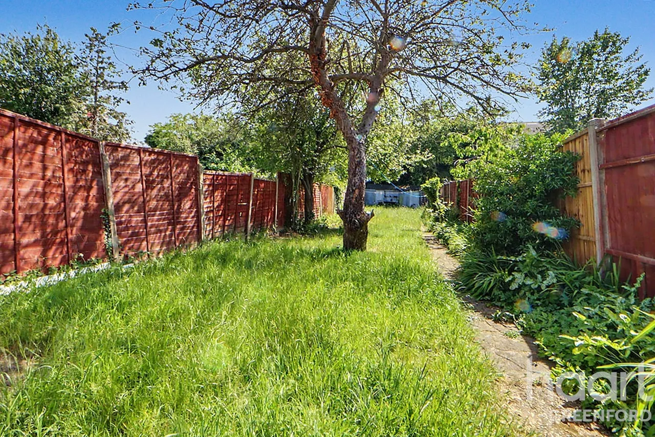 Kings Avenue, Greenford, UB6, photo 6