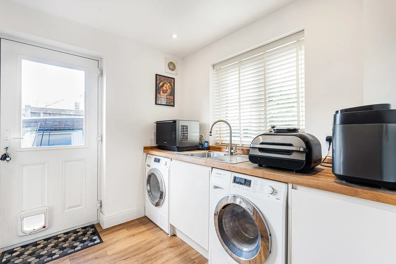 Winchester Road, Four Marks, GU34, photo 5