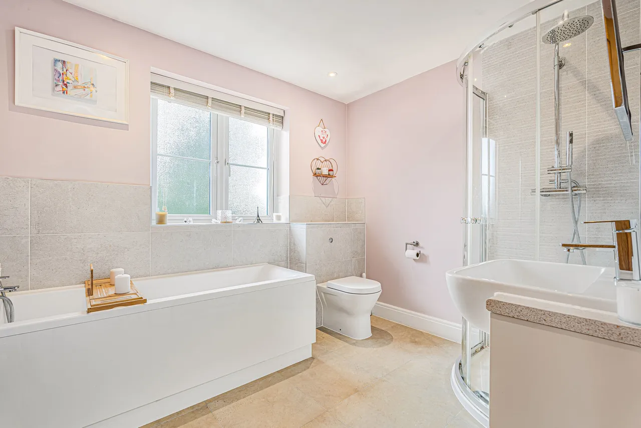 Winchester Road, Four Marks, GU34, photo 12