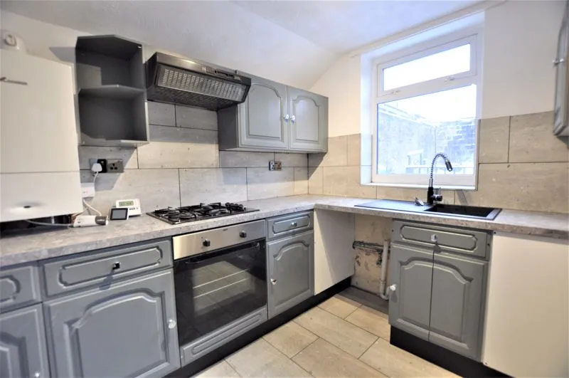 To LetChorley Road, Adlington, photo 6