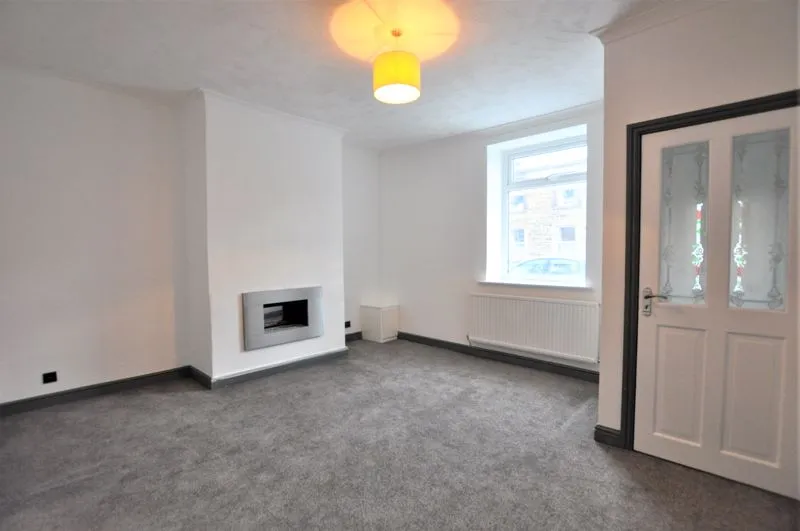 To LetChorley Road, Adlington, photo 2