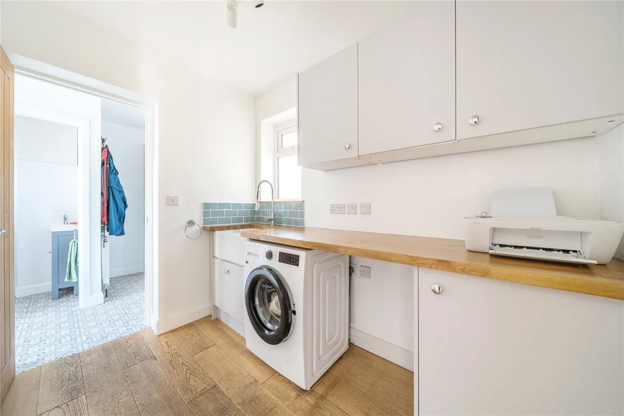 Cleevelands Avenue, Pittville, GL50, photo 10