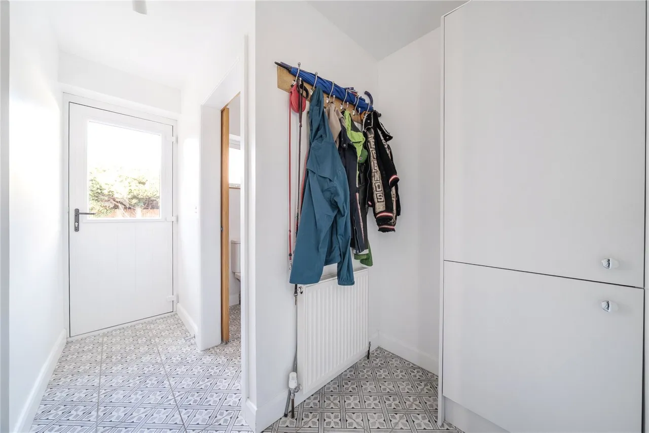 Cleevelands Avenue, Pittville, GL50, photo 11