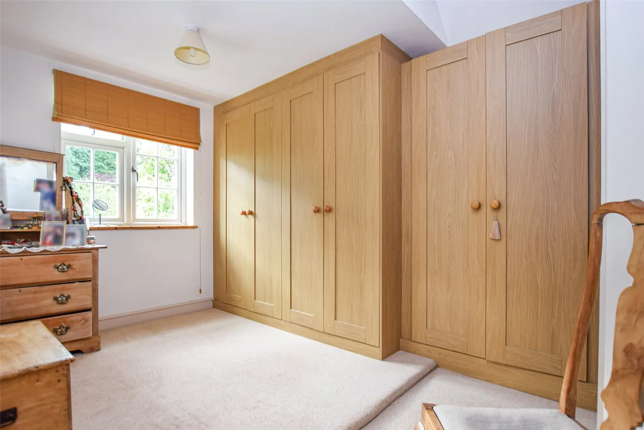 Kings Road, Fleet, Hampshire, GU51 3AP, photo 14