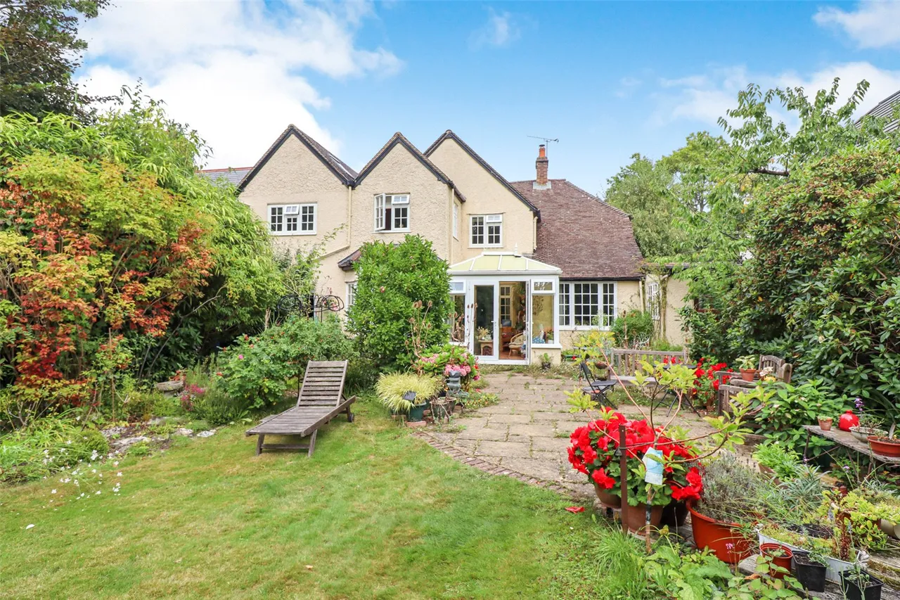 Kings Road, Fleet, Hampshire, GU51 3AP, photo 6