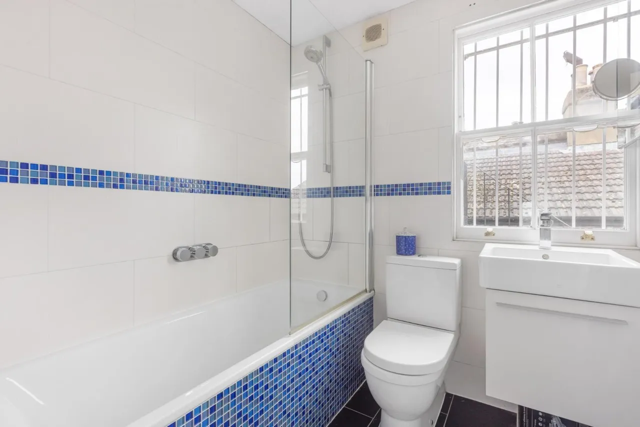 Battersea Rise, London, SW11, photo 9