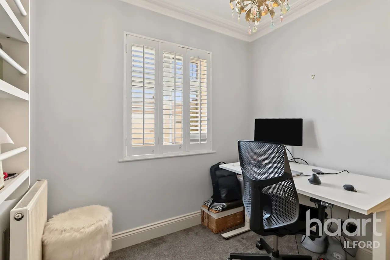 St Andrews Road, Ilford, IG1, photo 19