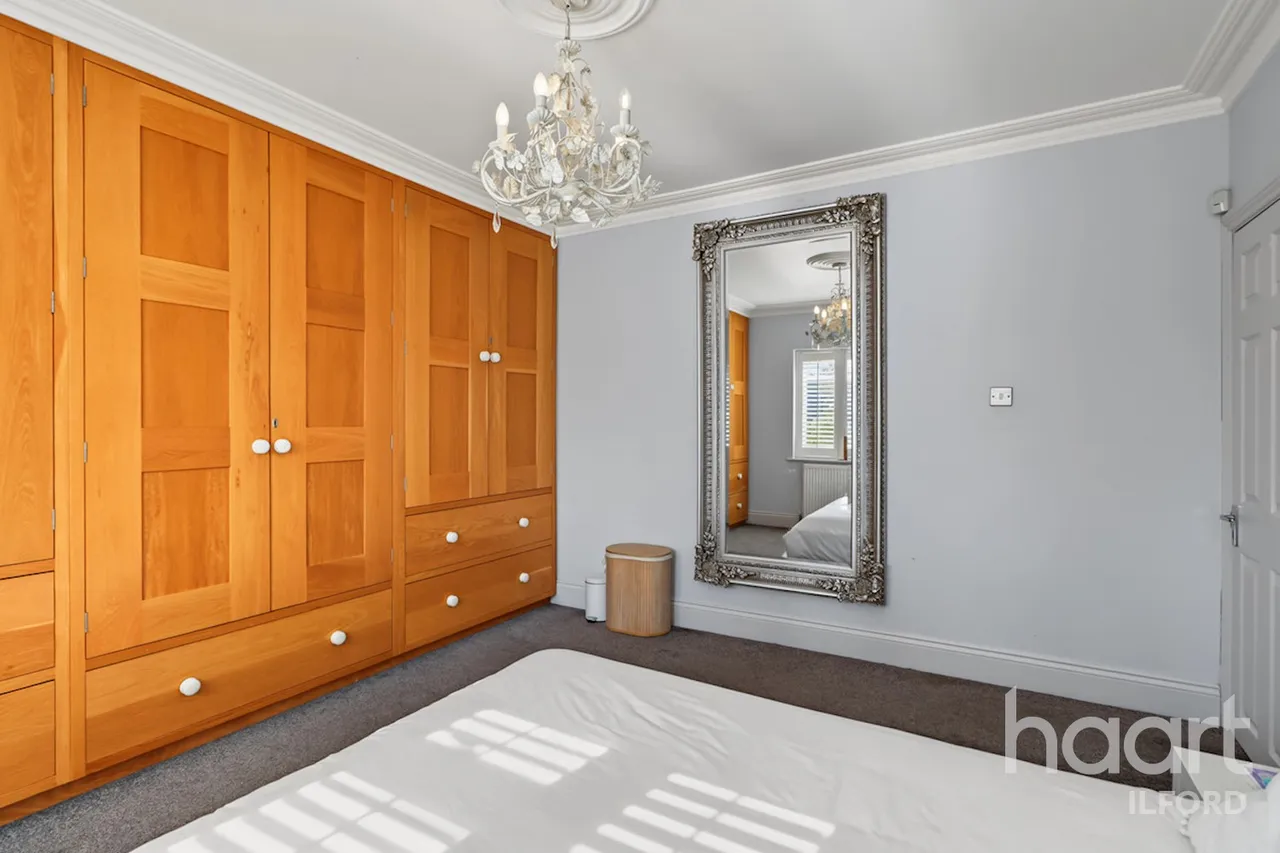St Andrews Road, Ilford, IG1, photo 18