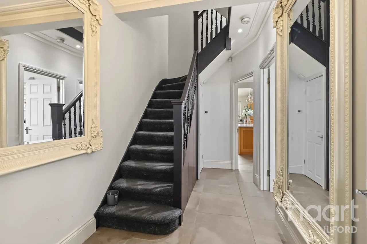 St Andrews Road, Ilford, IG1, photo 5