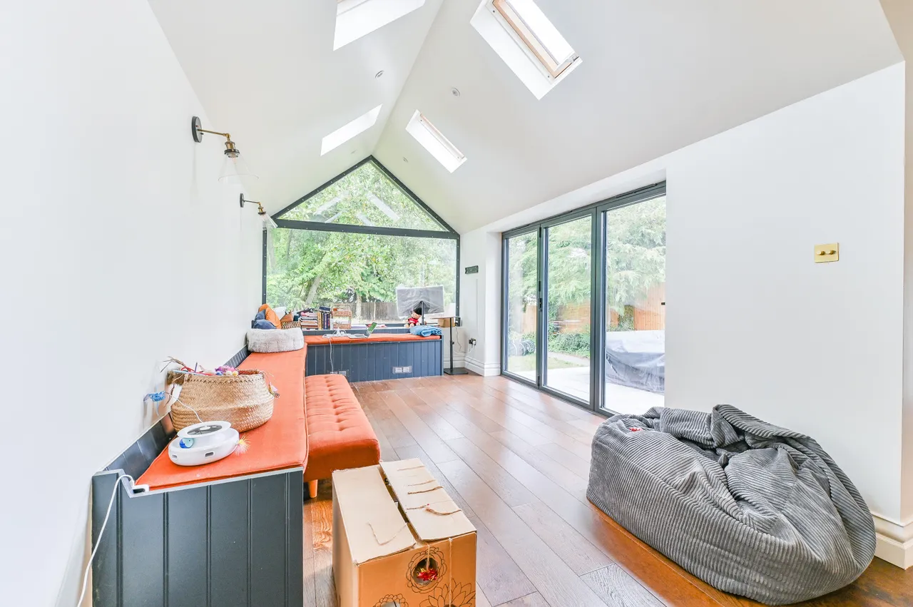 285 Addiscombe Road, Croydon, photo 6