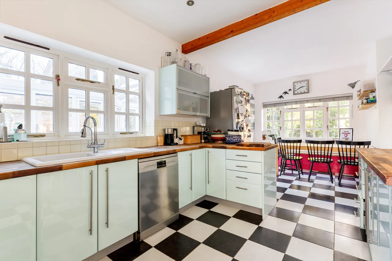 Pirbright Road, Normandy, GU3, photo 4