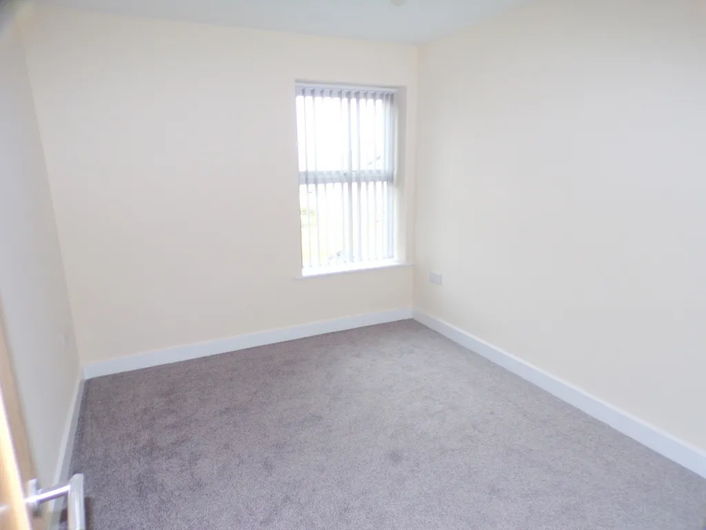The Willows. Village Road, Oxton, CH43, photo 7