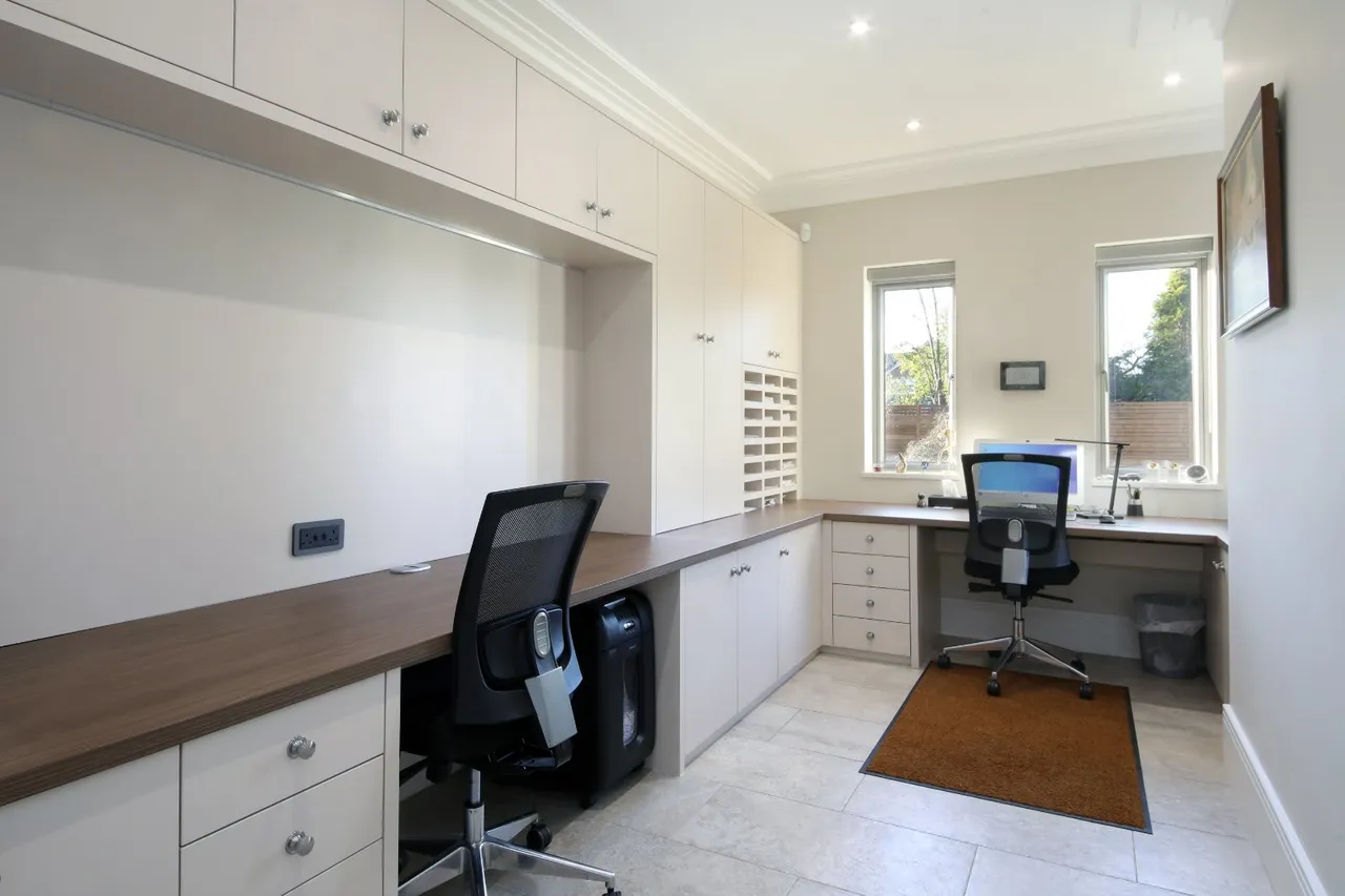 Parsonage Lane, Farnham Common, SL2, photo 23