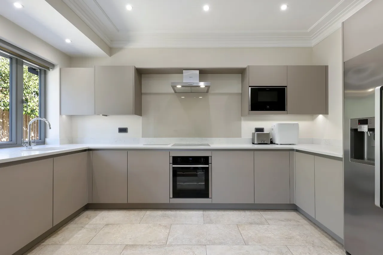 Parsonage Lane, Farnham Common, SL2, photo 10