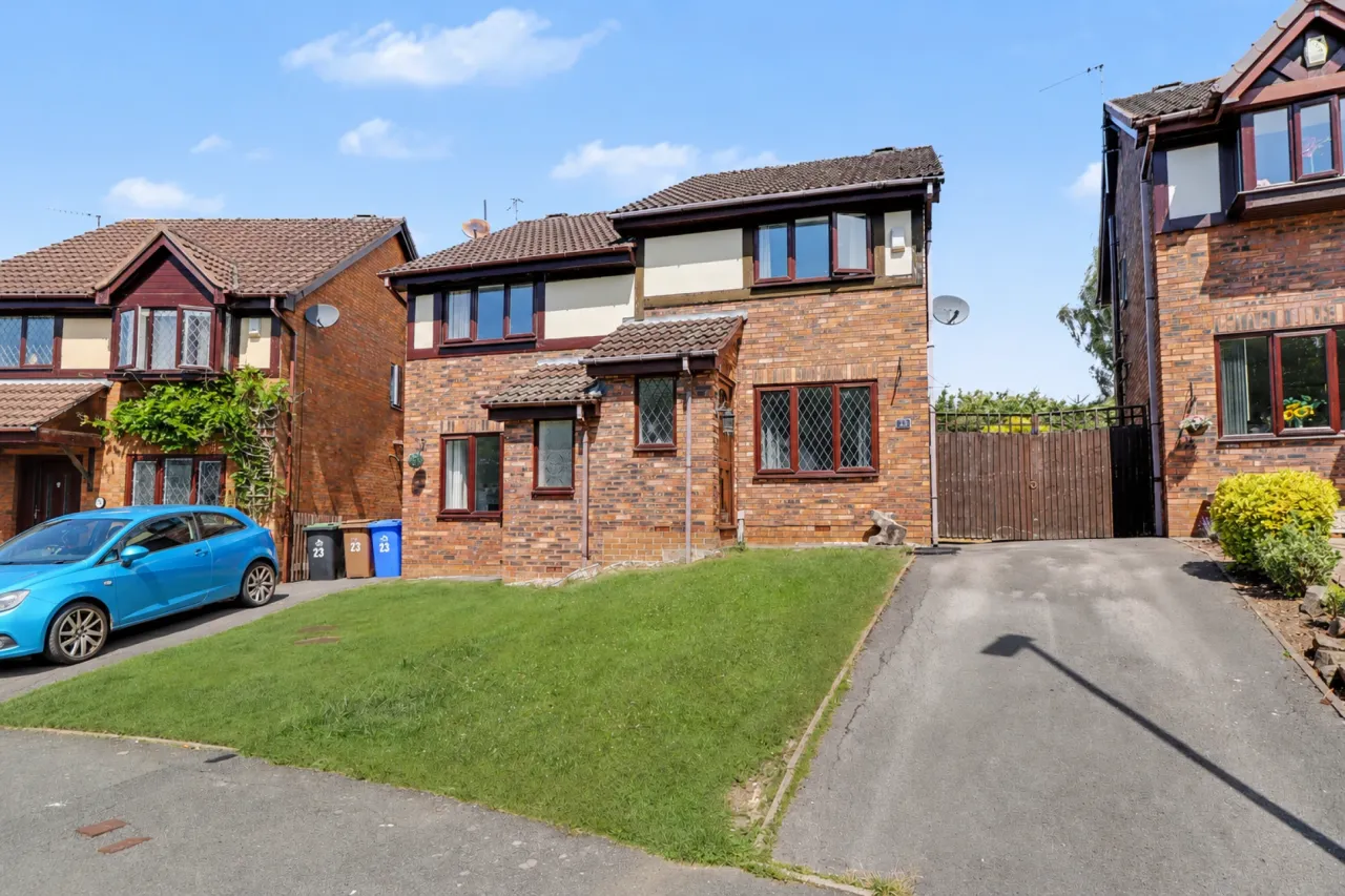 2 bed property for sale, Coppice Grove, Stoke on Trent