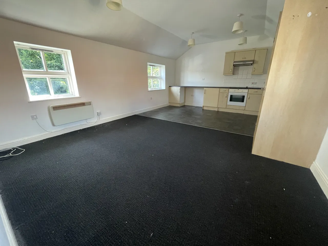 Gardiners Court, NG19, photo 4