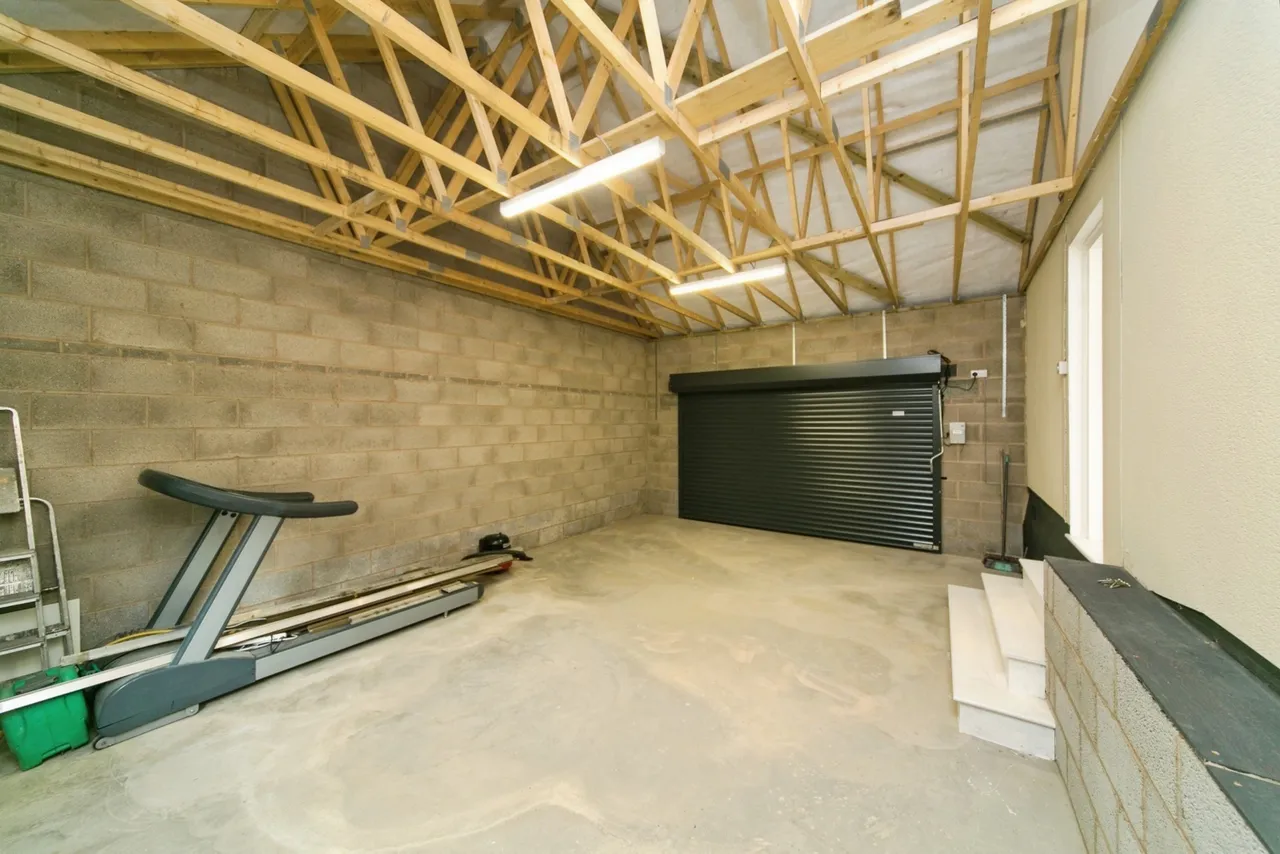 Abergele Road, Old Colwyn, LL29, photo 19