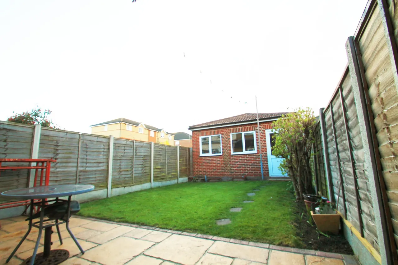 Alexandra Road, Erith, photo 8