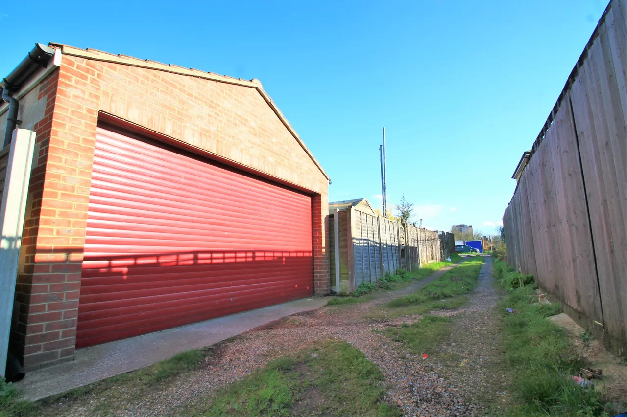 Alexandra Road, Erith, photo 9