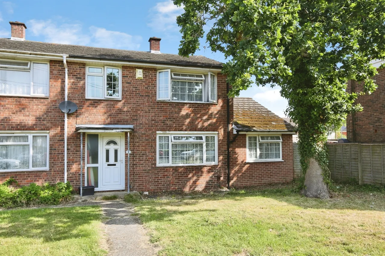3 bed house for sale — Somerset Crescent, Chandler's Ford, Eastleigh