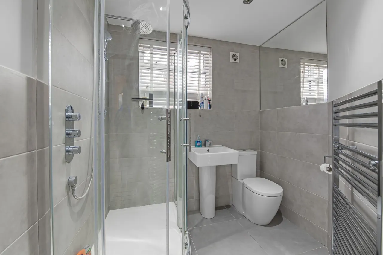 St Leonards Road, Mortlake, SW14, photo 4