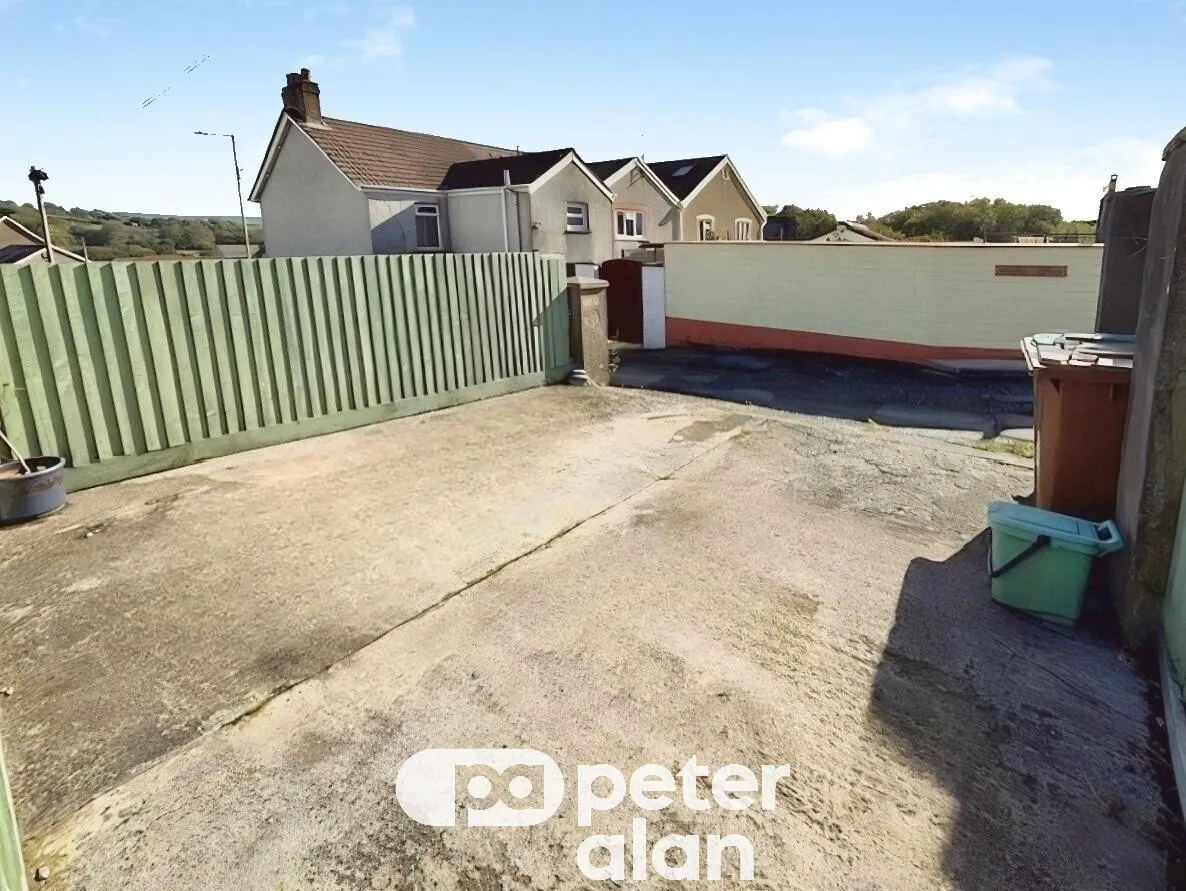 Lewis Street, Blackwood, NP12, photo 12