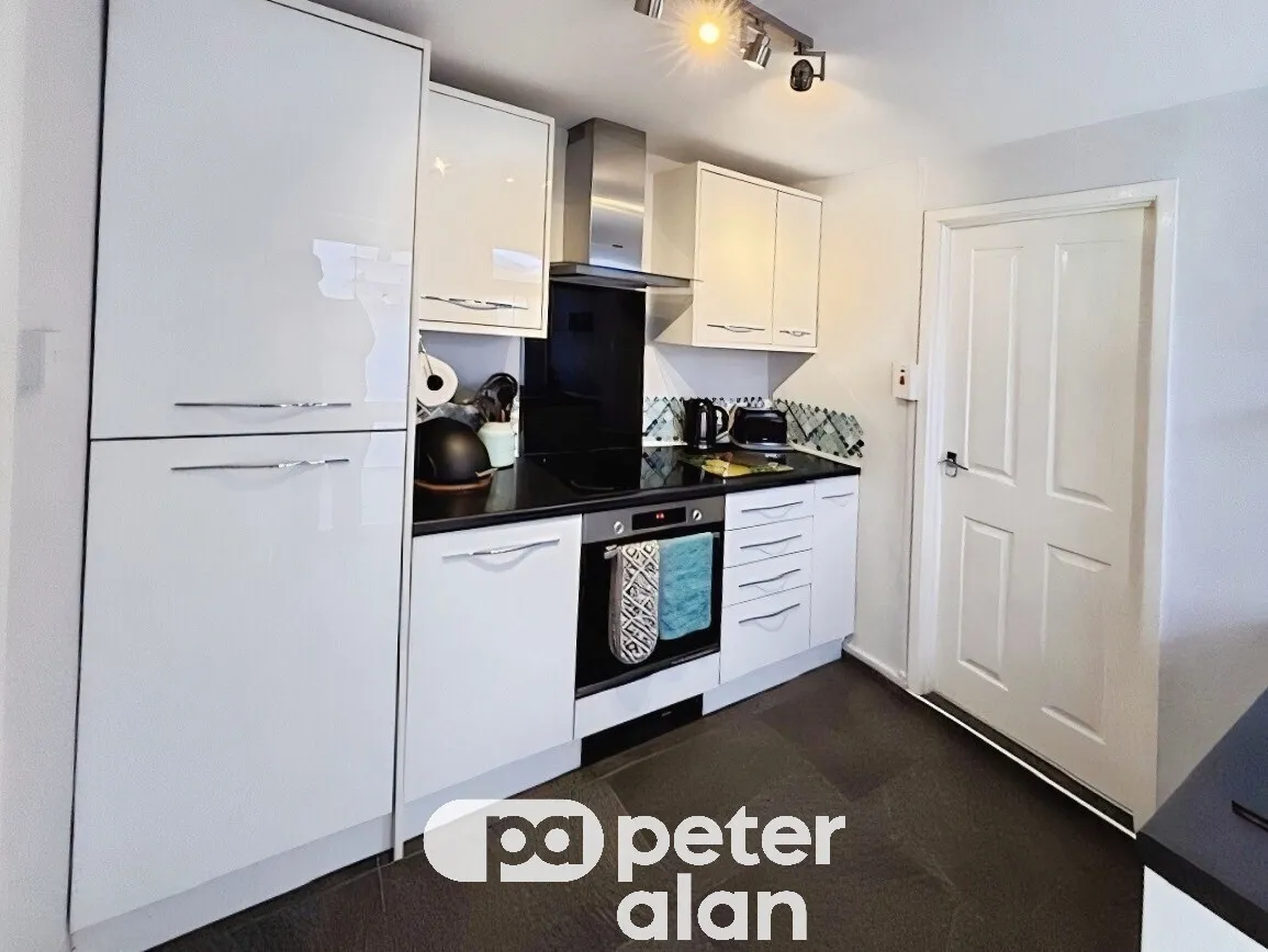 Lewis Street, Blackwood, NP12, photo 4