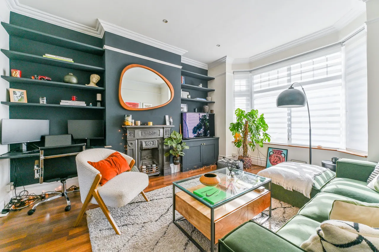 Ground Floor, 22 Royston Road, London, photo 2