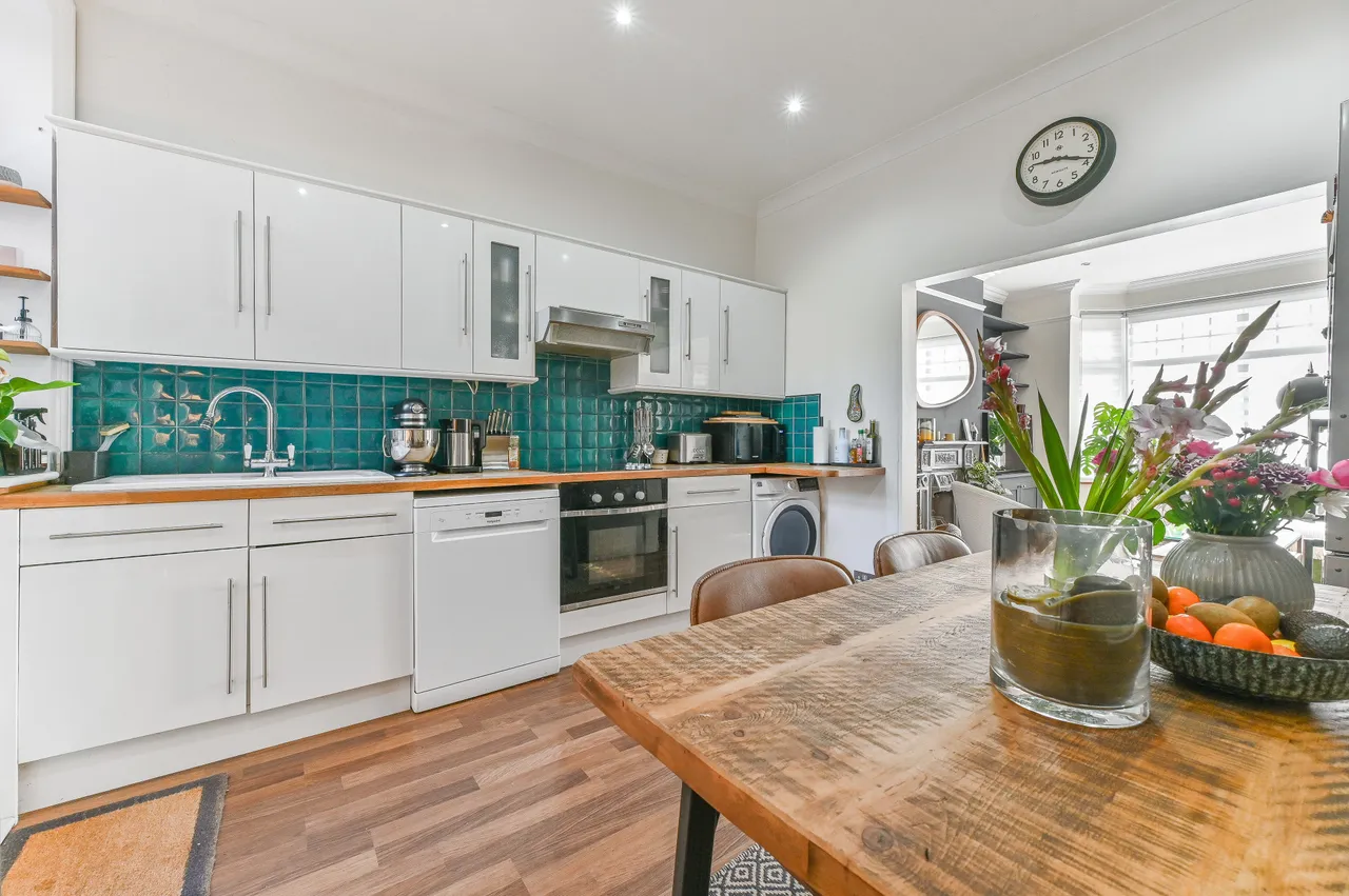 Ground Floor, 22 Royston Road, London, photo 12