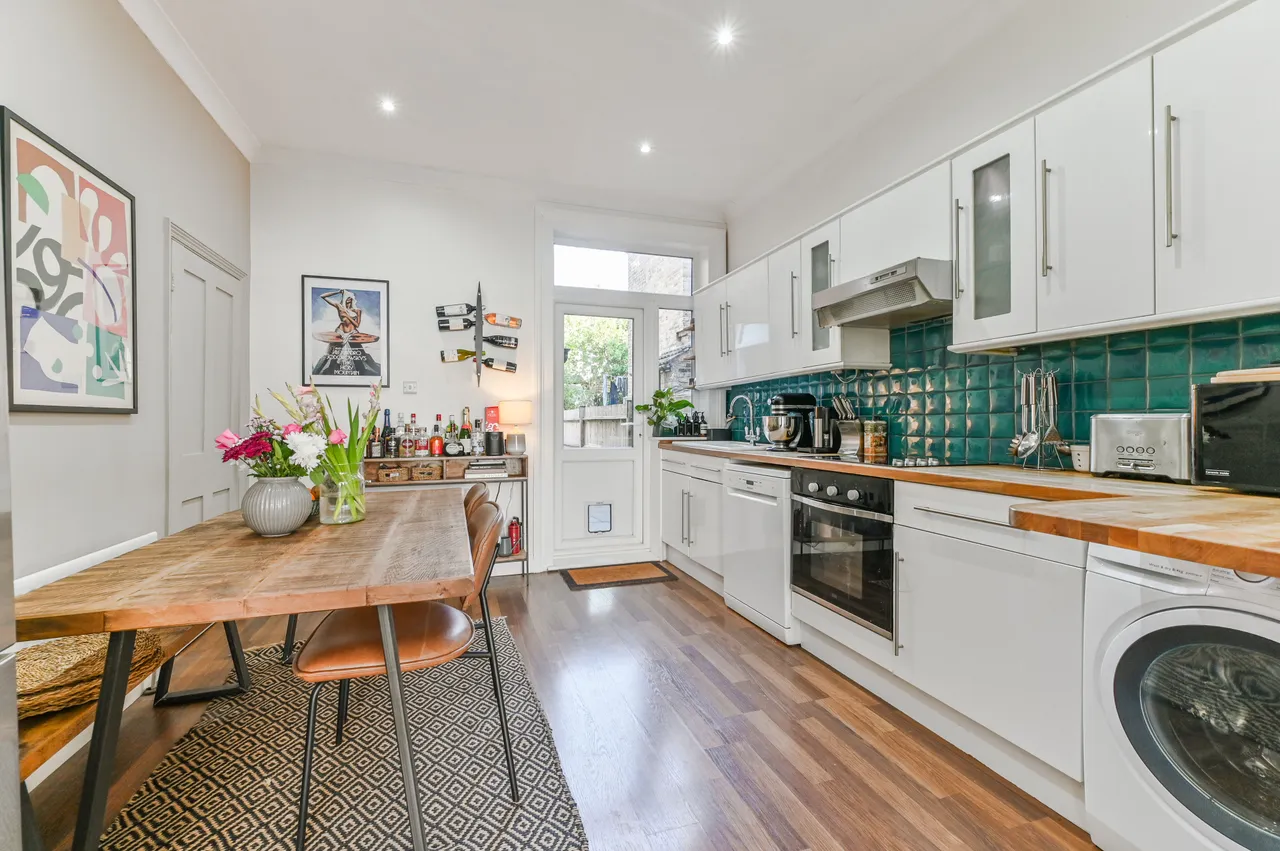 Ground Floor, 22 Royston Road, London, photo 4