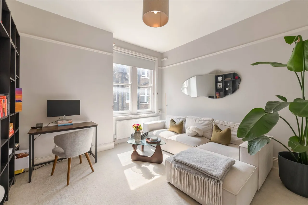 Prince of Wales Mansions, Prince of Wales Drive, London, SW11, photo 6
