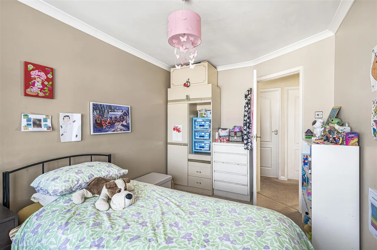 Mayfield Avenue, Peacehaven, photo 18